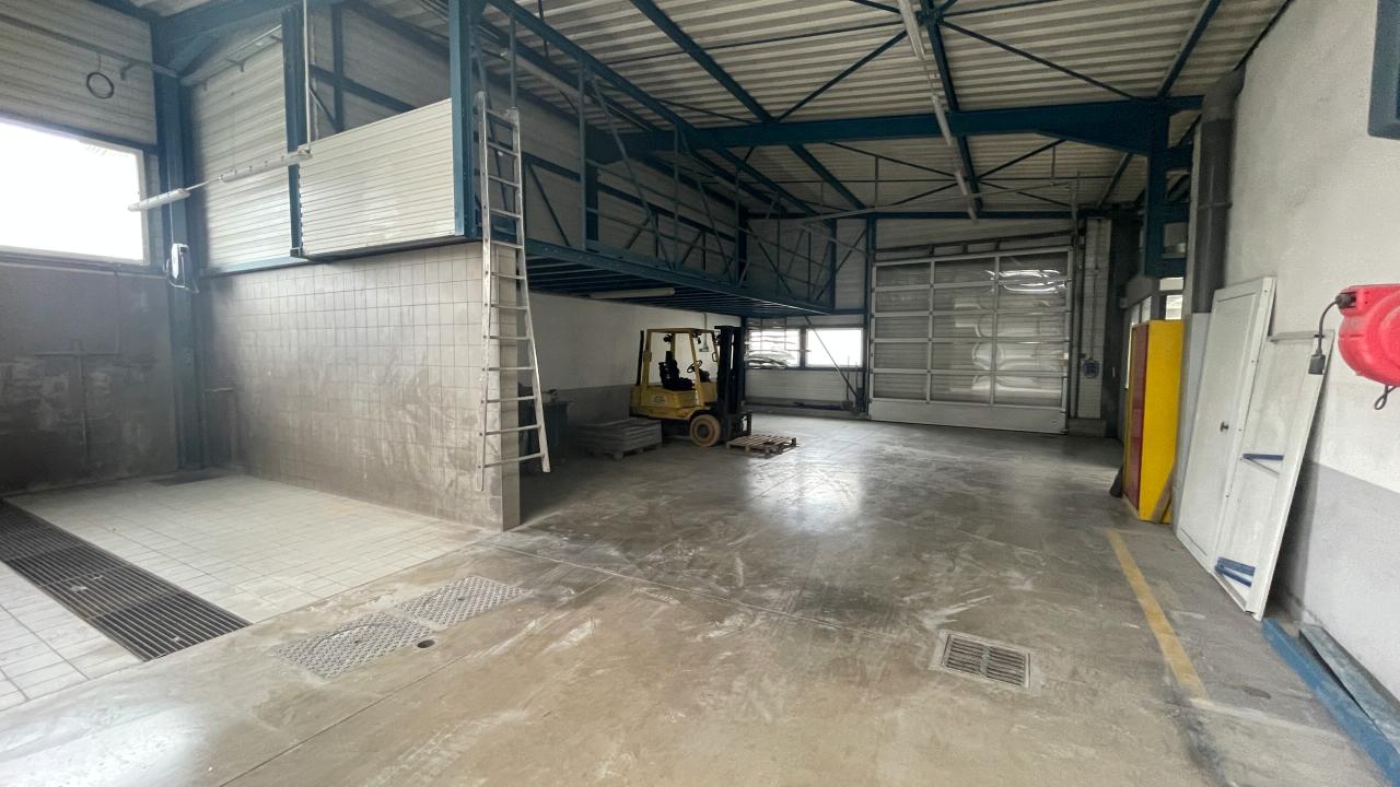 Local d'activité Neuves-Maisons 800m² Location local d'activité Neuves-Maisons Meurthe-et-Moselle OLACT2423627 9